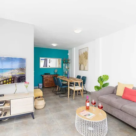 Elizabeth Rubicon Playa Blanca (Lanzarote)